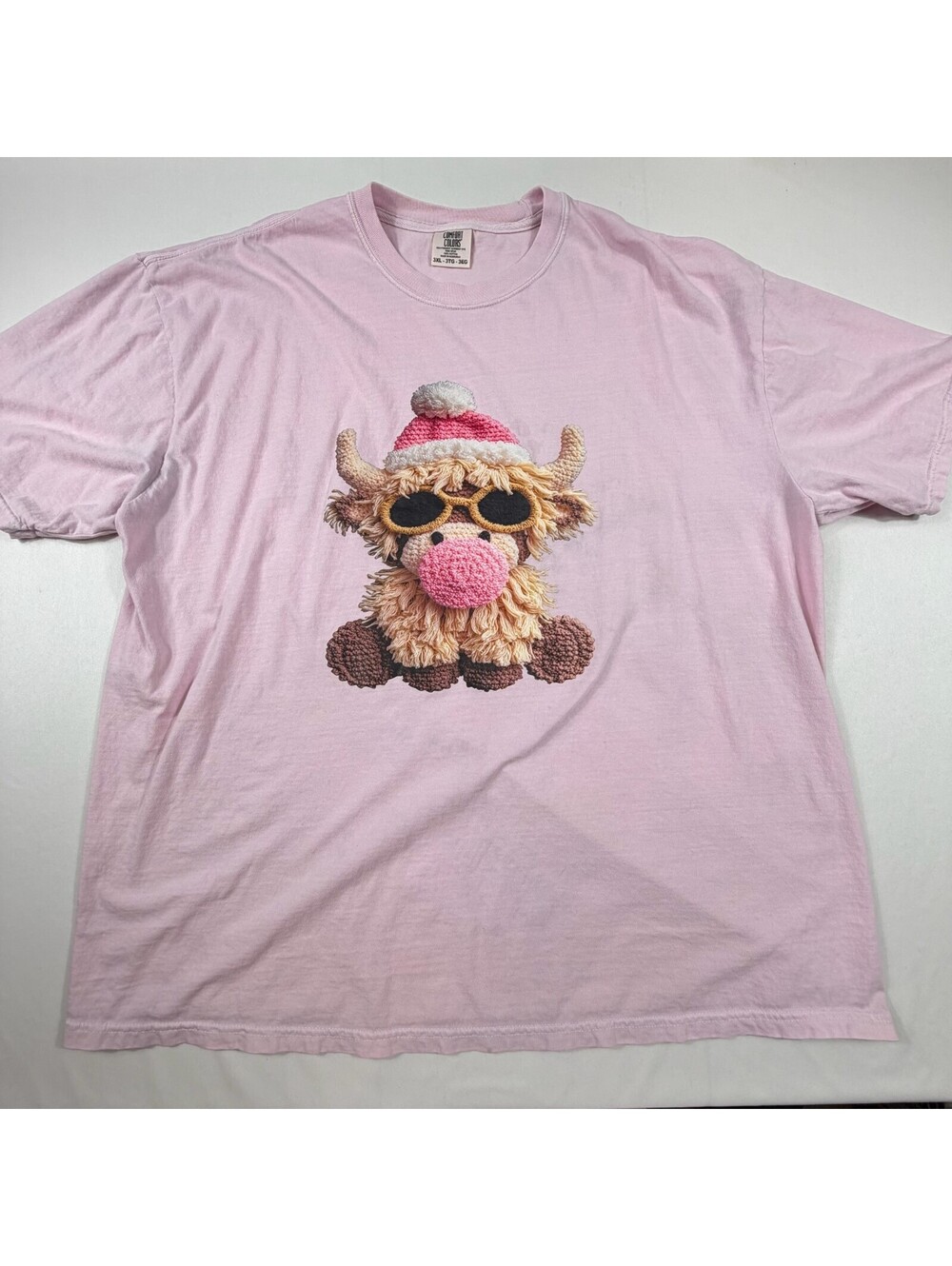 Comfort Colors 3XL Pink T-Shirt with Cute Bull Graphic